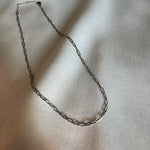 silver thin link chain necklace