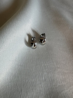 silver tear drop earrings