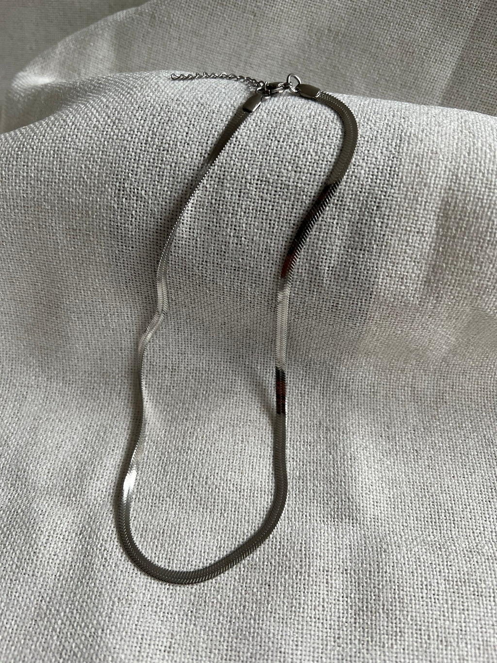 silver snake chain necklace