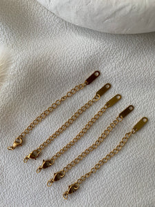 Extend the length, easily or make your chains any length that you'd like! Create your own styles by adding an extender to a new or existing chain. 14K Gold Plated Hypoallergenic Tarnish Resistant 7cm extender with various attachment points | Easy Extender | Handmade Jewelry EasyClubCo